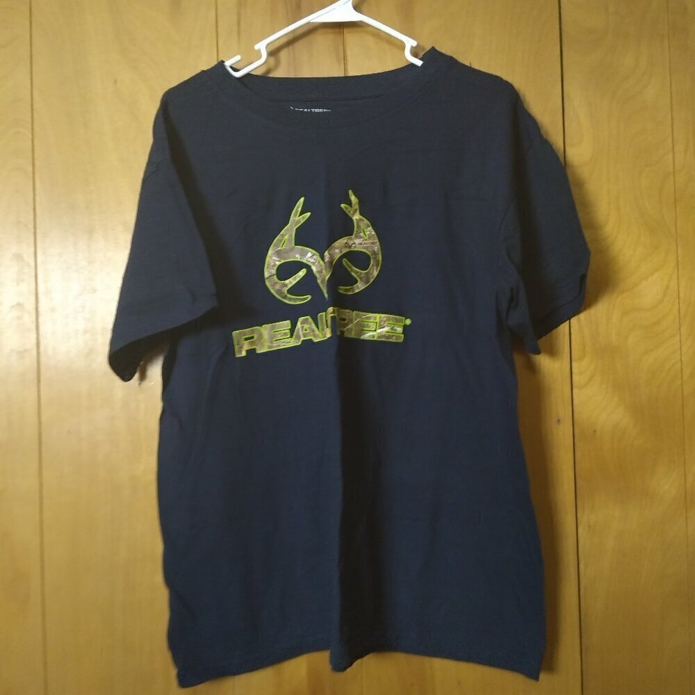 Realtree Pullover T-Shirt Size Large Outdoor Casual Logo Fishing Hunting Sporty